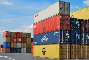 dock-441989_1920 freight forwarder amazon